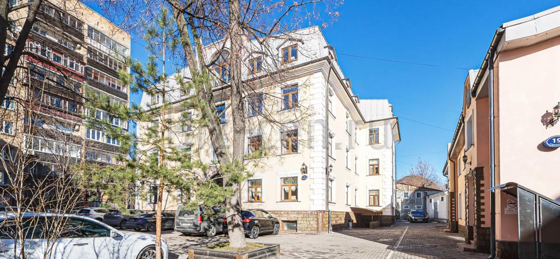 бц 1-й Колобовский 19