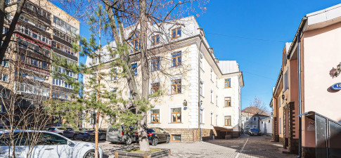 1-й Колобовский 19