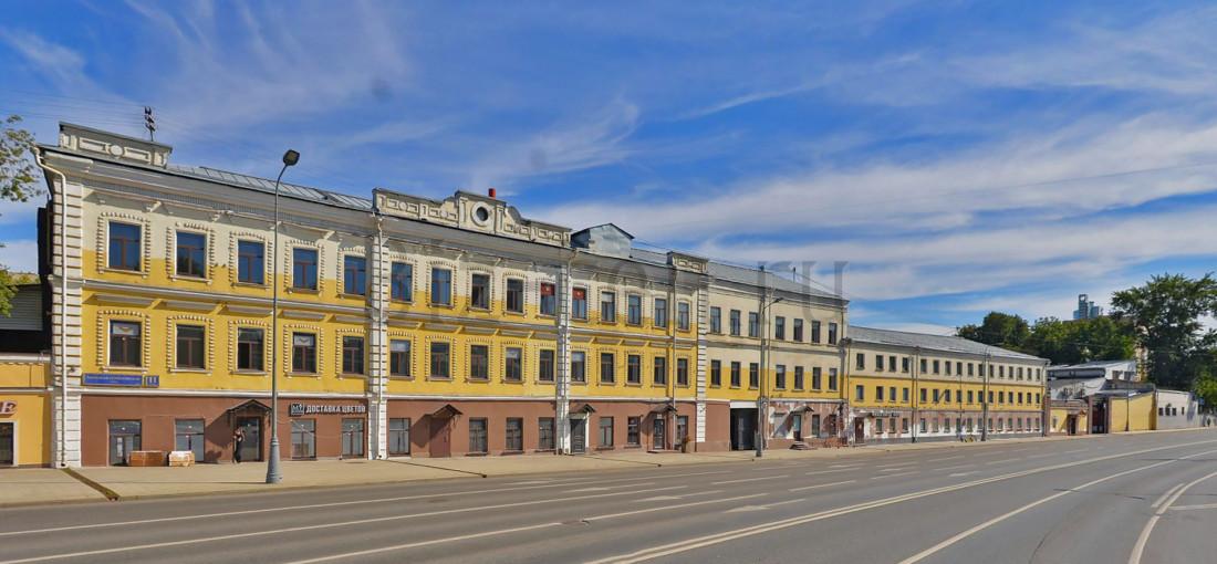 бц Соколиный дворик