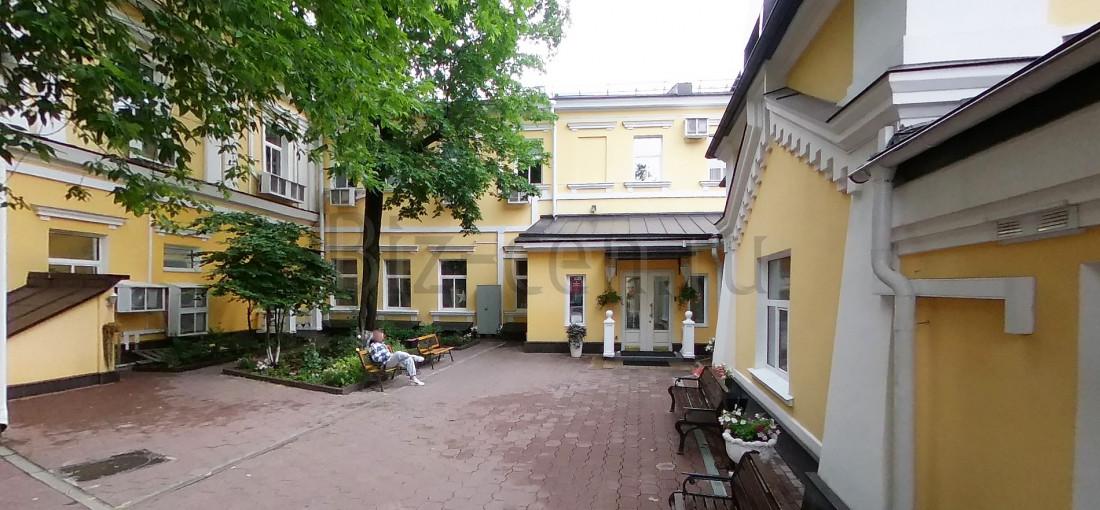 бц Новинский 20