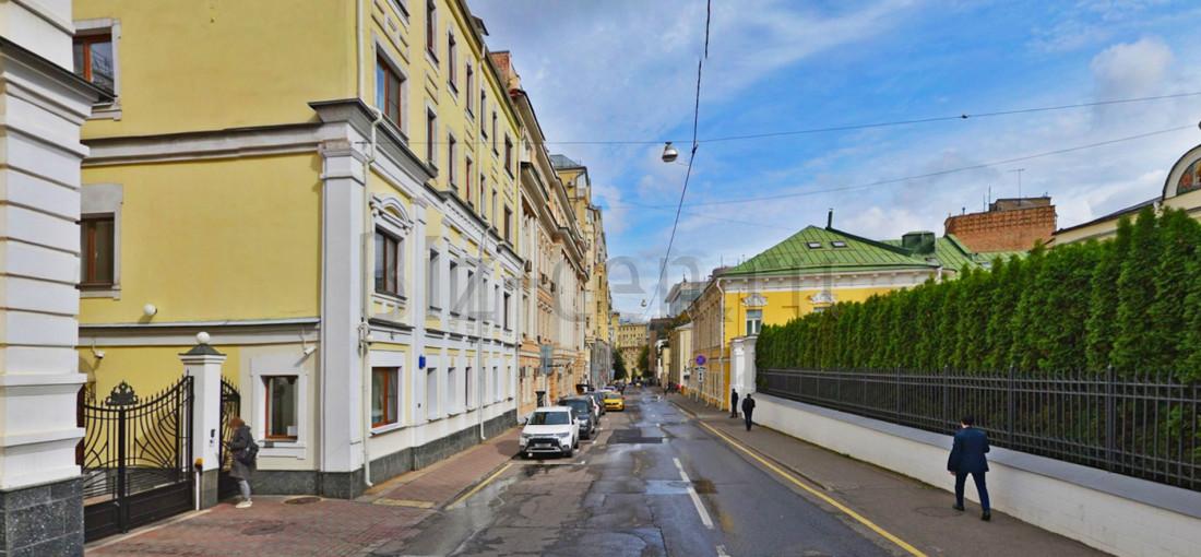 бц Яковоапостольский 7