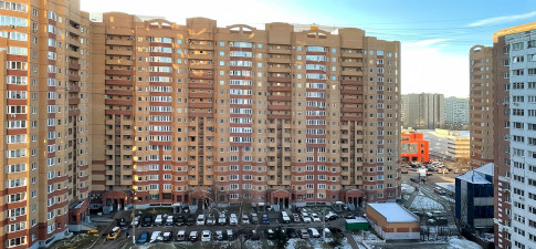 Октябрьский 18