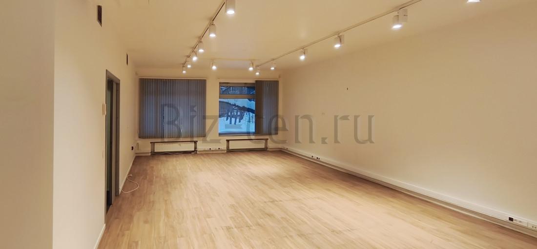 бц Довженко 12 адрес